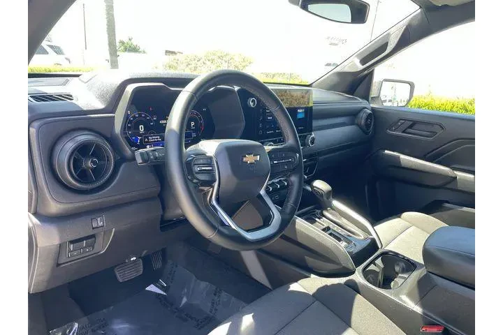 $32888 : Chevrolet Colorado 2025 4x2 image 10