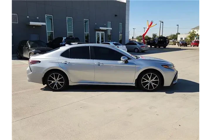 $28950 : Toyota Camry 2023 SE 4dr Sed image 5