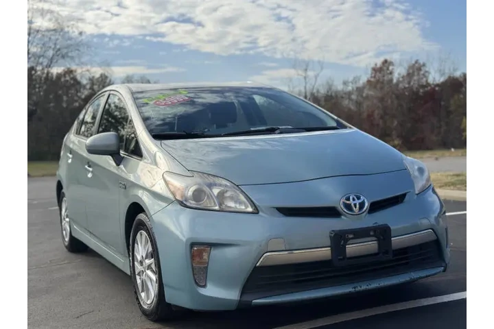 $5999 : 2013 Prius Plug-in Hybrid Adv image 4