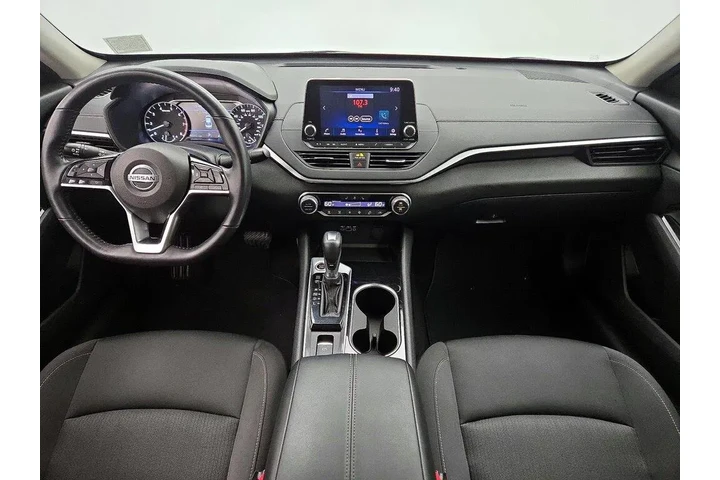 $18998 : Nissan Altima 2020 2.5 SV 4d image 9