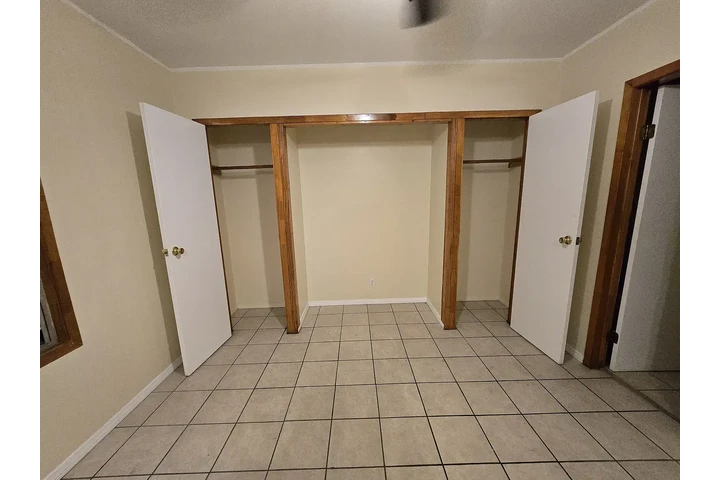 $950 : Huntington Park📍 image 1