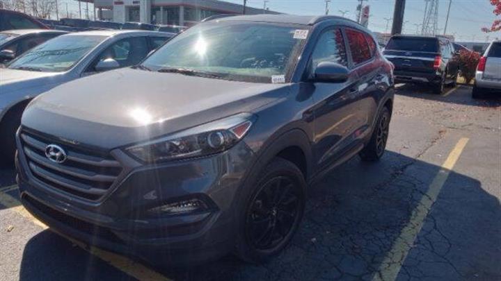 $12500 : 2016 Tucson image 5