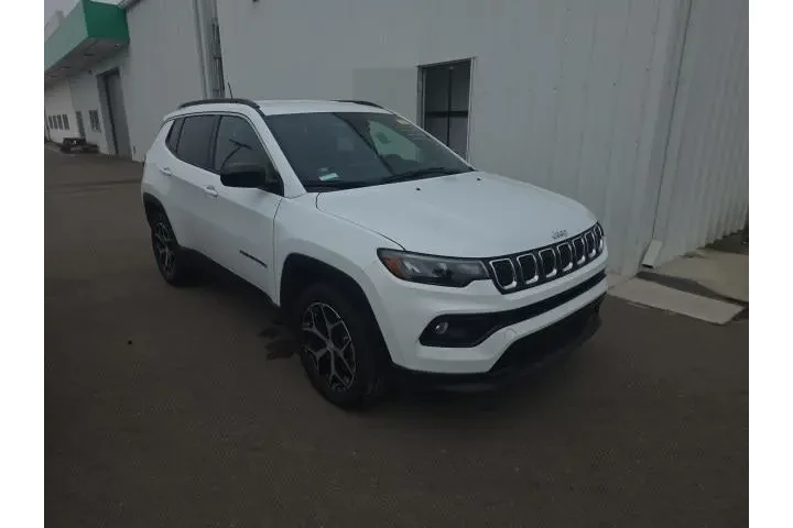 $19400 : Jeep Compass 2024 4x4 Latitu image 1