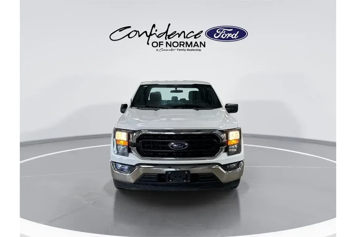 $30481 : Ford F-150 2023 4x2 XL 4dr S image 2