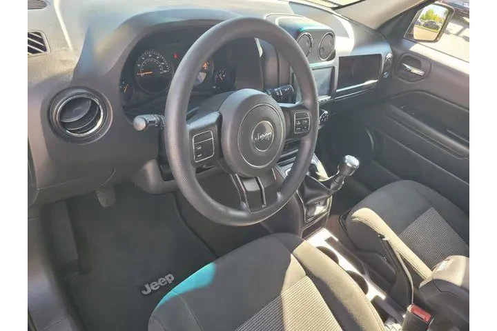 $9995 : Jeep Patriot 2017 4x4 Sport image 9