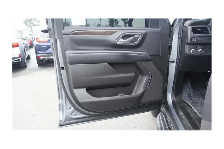 $40984 : 2022 Yukon XL SLE image 10