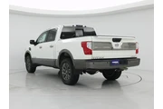 $28998 : Nissan Titan 2017 4x4 Platin thumbnail