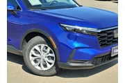 $28888 : Honda CR-V 2025 LX 4dr SUV thumbnail