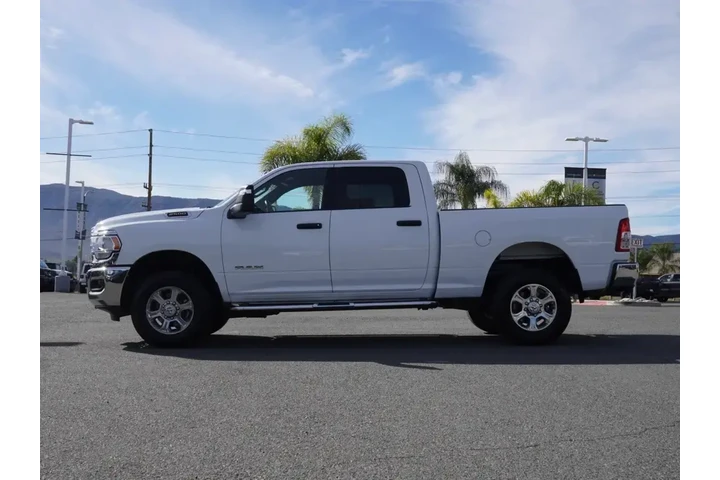 $37835 : Ram 2500 2024 4x4 Big Horn 4 image 8
