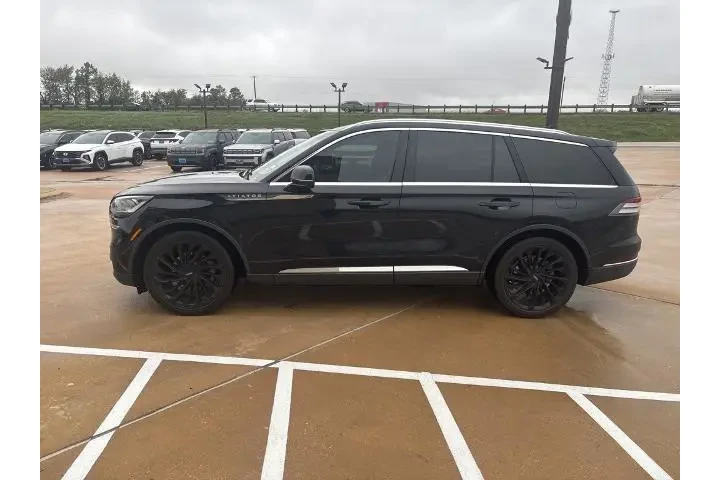 $30000 : Lincoln Aviator 2021 Reserve image 2