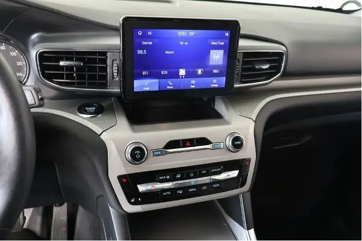 $37995 : Ford Explorer 2024 AWD XLT 4 image 5