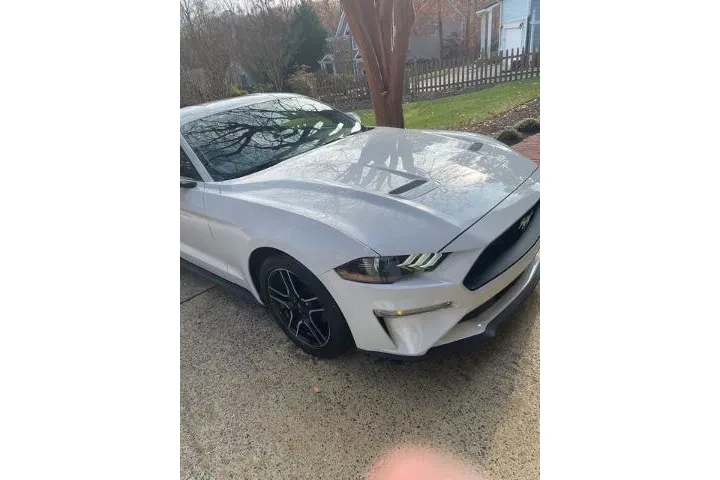 $22399 : Ford Mustang 2019 EcoBoost 2 image 4