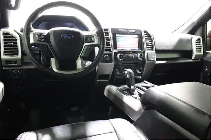 $34982 : Ford F-150 2015 4x4 Lariat 4 image 2