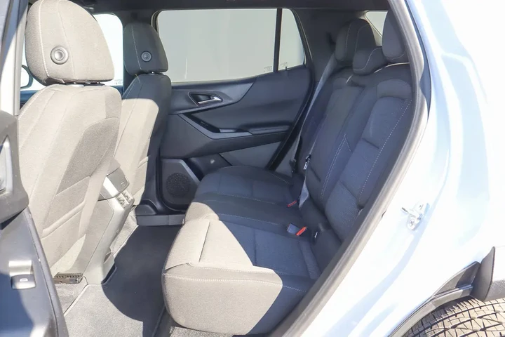 $23488 : 2025 Equinox FWD 4dr LT w/1LT image 8