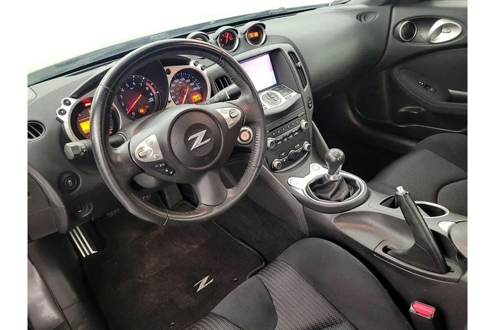 $29998 : Nissan 370Z 2017 Sport Tech image 9