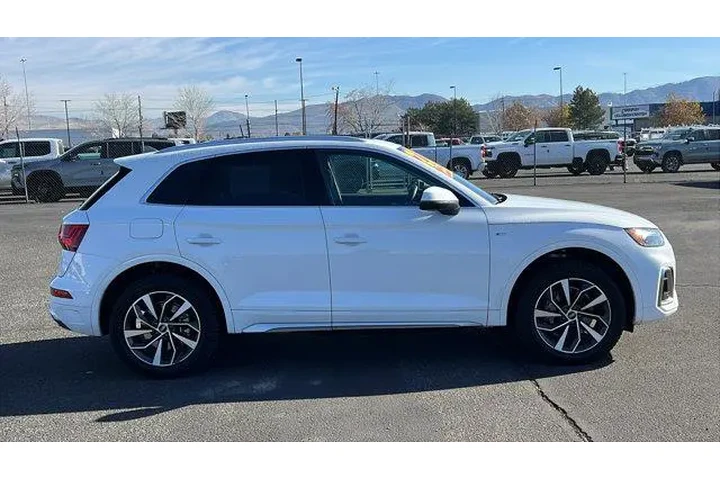 $31984 : Audi Q5 2022 AWD quattro S l image 4