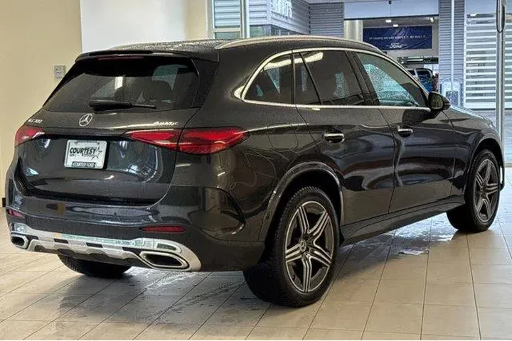 $39374 : Mercedes-Benz GLC 2023 AWD G image 4