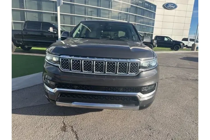 $37746 : Jeep Grand Wagoneer 2022 4x4 image 2