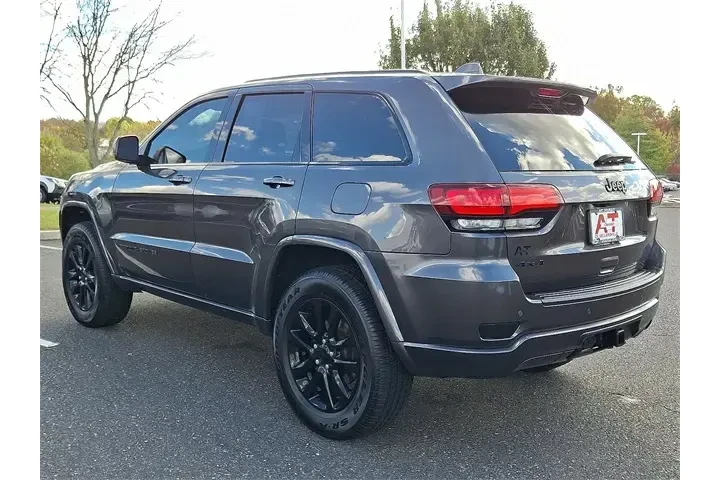 $21950 : Jeep Grand Cherokee 2020 4x4 image 4