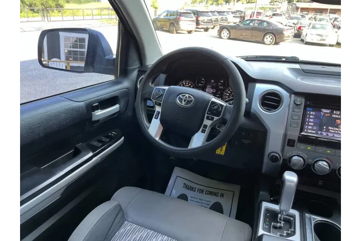 $23999 : 2019 Tundra SR5 image 8