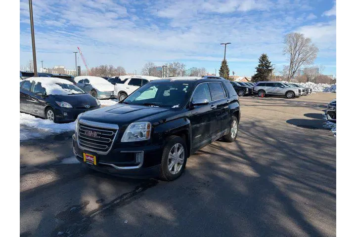 $14300 : GMC Terrain 2017 AWD SLT 4dr image 4