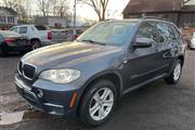 $12900 : 2013 BMW X52013 BMW X5 thumbnail