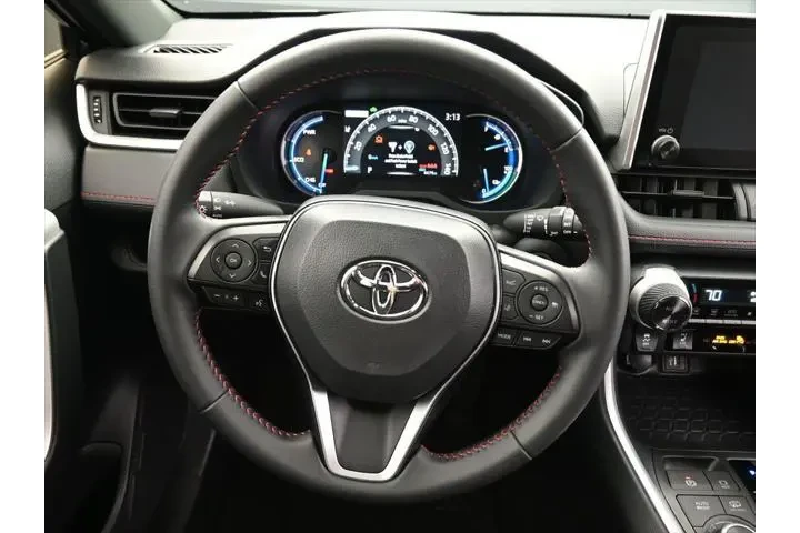 $39990 : Toyota RAV4 Plug-in Hybrid 2 image 2