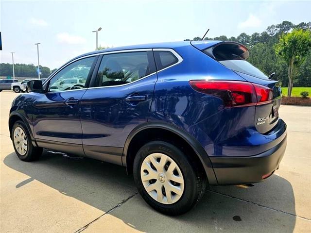 $17591 : 2019 Rogue Sport S image 5