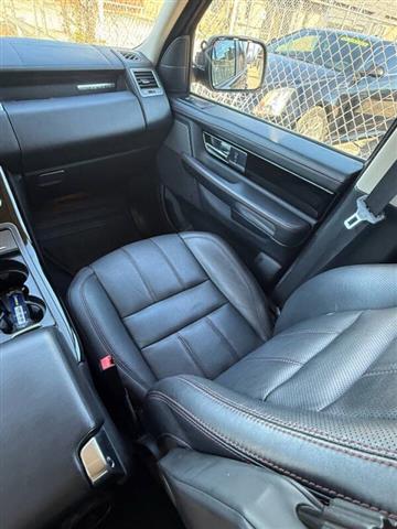 $13995 : 2012 Land Rover Range Rover S image 7