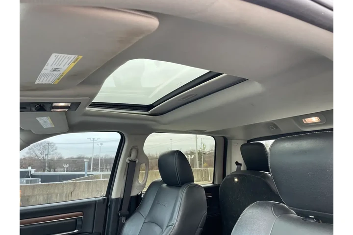 $36000 : Ram 3500 2016 4x4 Laramie 4d image 9