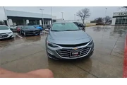 $16987 : Chevrolet Malibu 2023 LT 4dr thumbnail