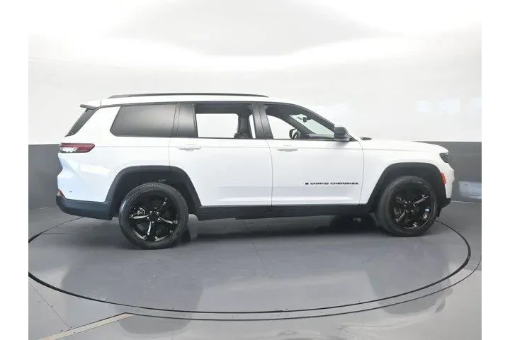 $28591 : Jeep Grand Cherokee L 2024 4 image 7