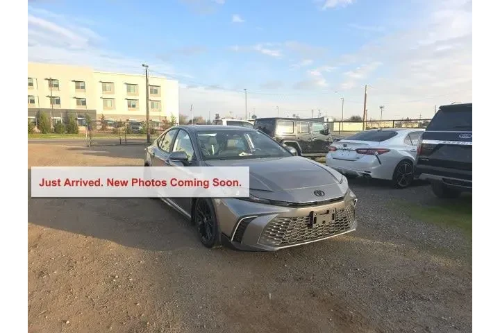 $38900 : Toyota Camry 2026 SE 4dr Sed image 1