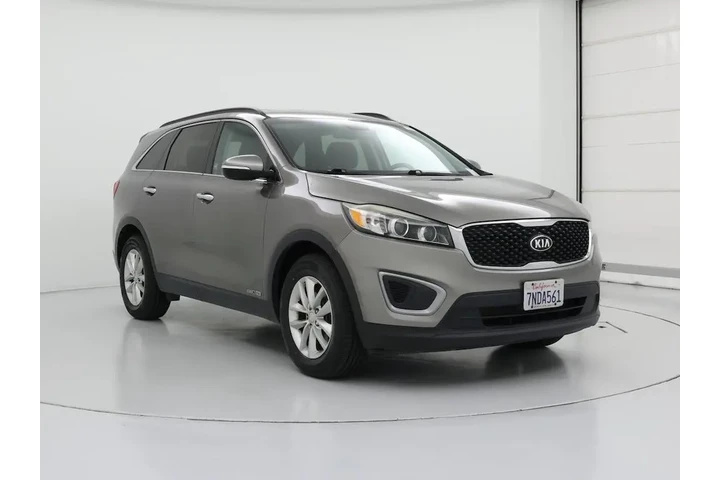 $14599 : Kia Sorento 2016 AWD LX V6 4 image 1