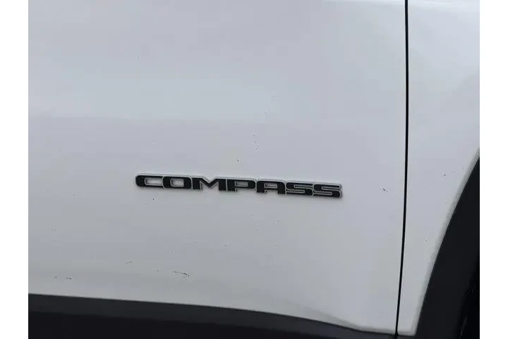 $25874 : Jeep Compass 2025 4x4 Limite image 4