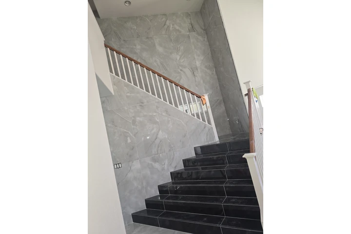 Tallo y porcelana image 3