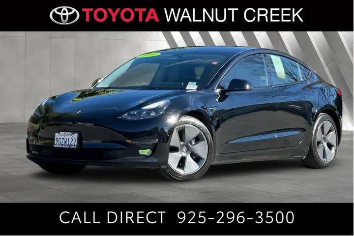 $24300 : Tesla Model 3 2023 4dr Sedan image 1