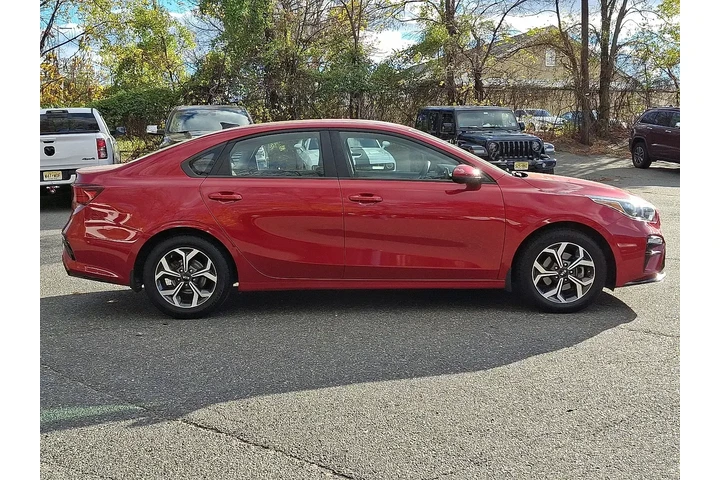 $13994 : Kia Forte 2019 LXS 4dr Sedan image 6
