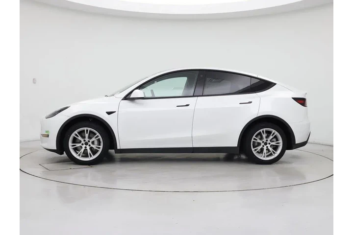 $30998 : Tesla Model Y 2023 AWD Long image 3