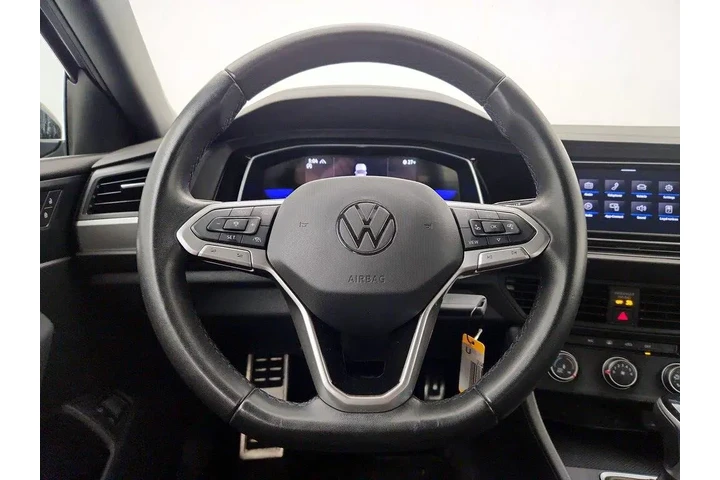 $20998 : Volkswagen Jetta 2023 Sport image 10