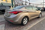 $7995 : 2014 Elantra SE thumbnail