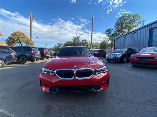 $27888 : 2021 BMW 3 Series 330i xDrive image 2