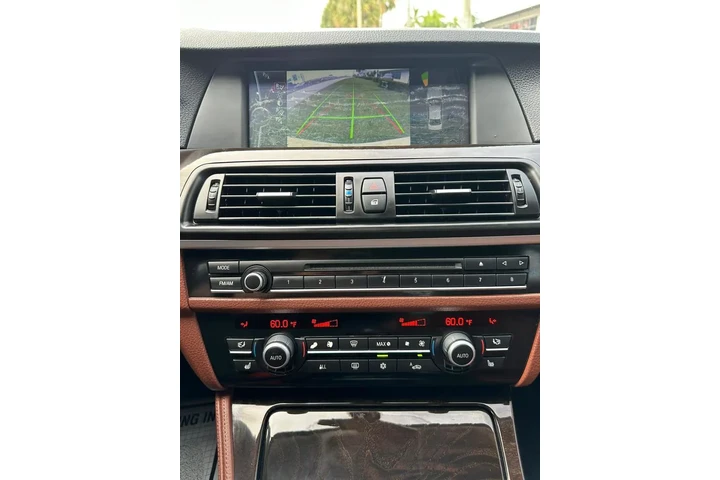 $6900 : * 2011 BMW 528I * image 2