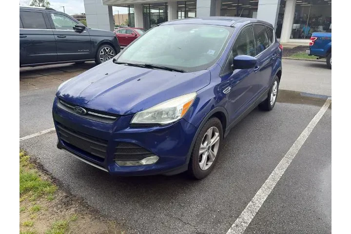 $8977 : Ford Escape 2015 SE 4dr SUV image 2