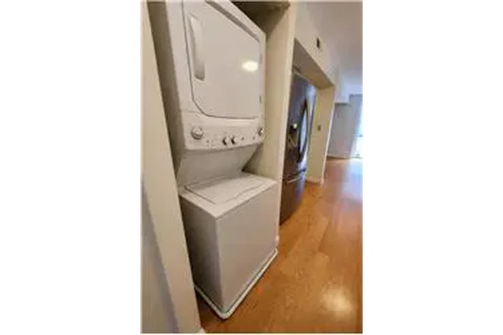 $2300 : Rental property with 2 bedro image 5