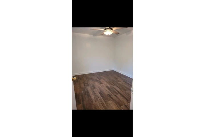 $2700 : Deysi image 3