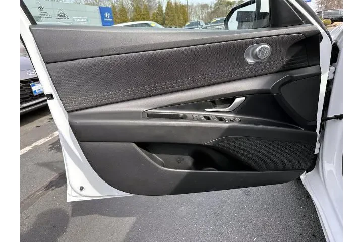 $15888 : Hyundai ELANTRA 2022 SEL 4dr image 8