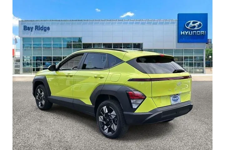 $19993 : Hyundai KONA 2024 AWD SEL 4d image 5