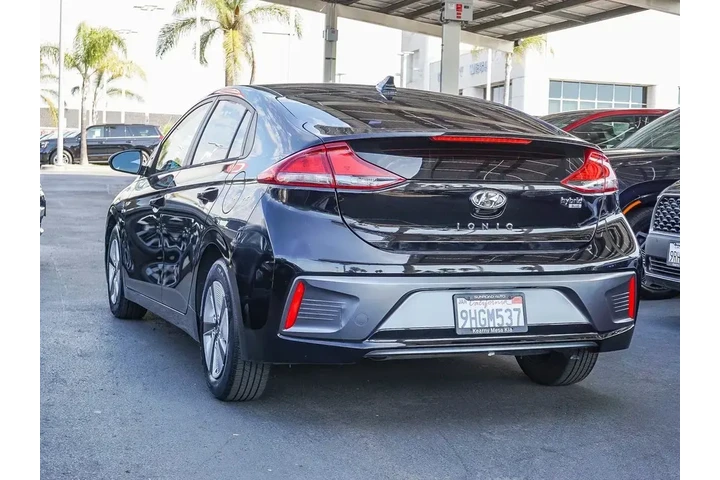 $13042 : Hyundai IONIQ Hybrid 2020 Bl image 6