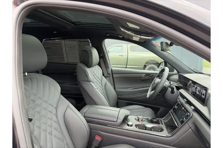 $60 : Genesis GV80 2026 AWD 3.5T P image 9
